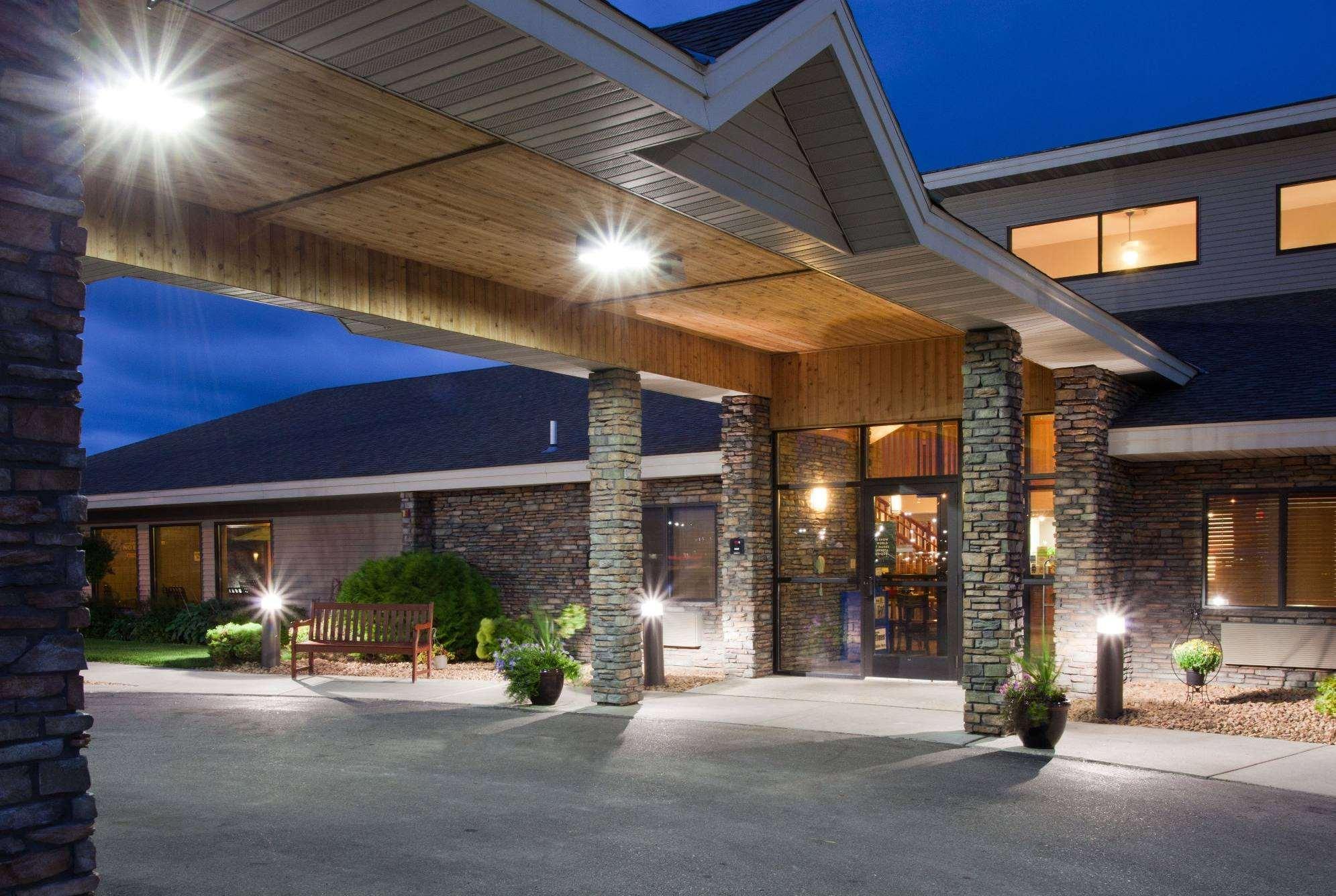 Americinn By Wyndham Thief River Falls Exterior photo